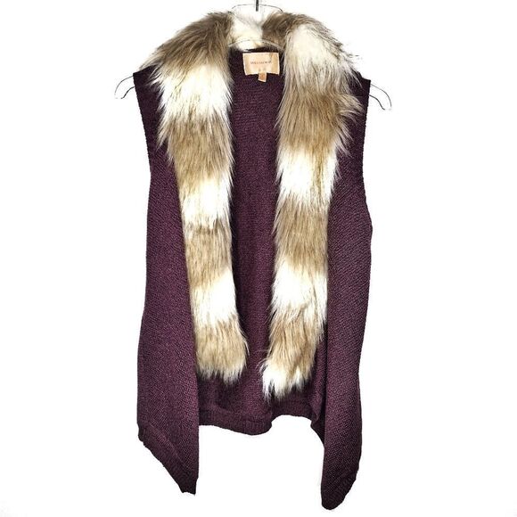 Skies Are Blue} Plum Sweater Vest - Picture 1 of 9